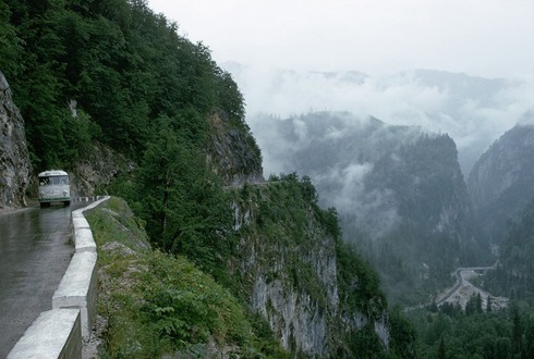 15 cung đường tử thần thách thức mọi tay lái - ảnh 14