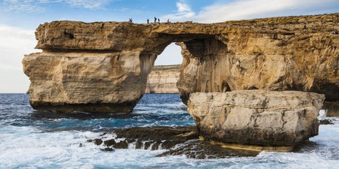 Vòm đá Azure Window nổi tiếng trong phim Games of Thrones đã sụp đổ xuống biển - ảnh 1