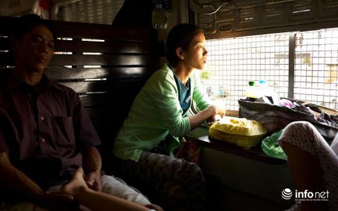 Viết chuyện đi tàu hỏa ở Việt Nam, du khách được thưởng 250 USD - ảnh 1