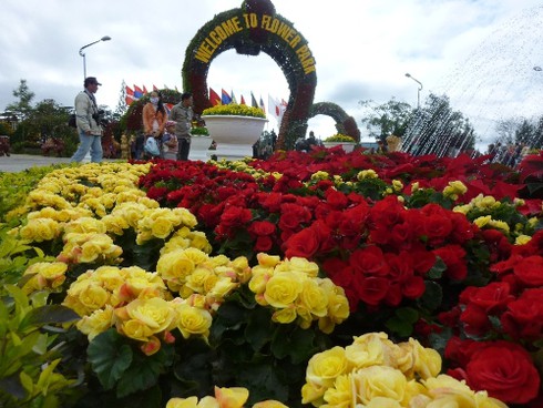 Festival hoa Đà Lạt 2015 diễn ra trong 5 ngày - ảnh 1