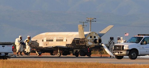 Mỹ tiếp tục phóng tàu vũ trụ quân sự bí mật X-37B - ảnh 1