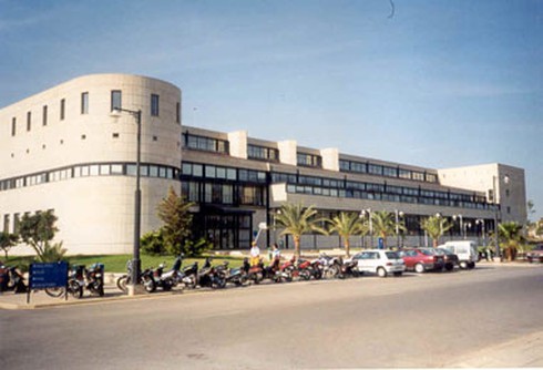 Tây Ban Nha chặn đứng âm mưu thảm sát trường học - ảnh 1