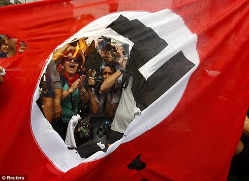 Hy Lạp: biểu tình dữ dội trước chuyến thăm của thủ tướng Đức - ảnh 3