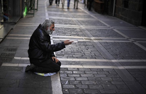 Số người thất nghiệp trong khu vực đồng euro đạt kỷ lục mới - ảnh 1