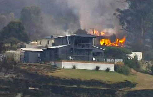 Australia: Cháy rừng nghiêm trọng nhất lịch sử, 100 người mất tích - ảnh 1