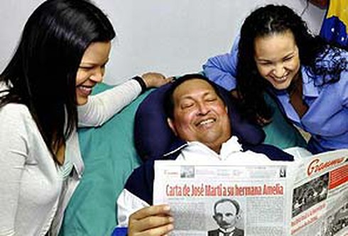Tổng thống Hugo Chavez “tiếp tục giành giật sự sống” - ảnh 1