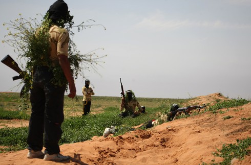 Syria - Năm thứ tư của máu và nước mắt - ảnh 16