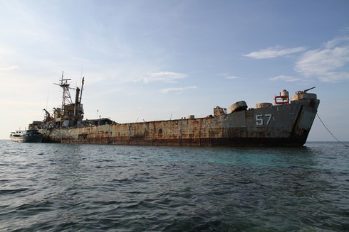 Cuộc sống trên 'Con tàu ma' giúp Philippines ngăn Trung Quốc - ảnh 1