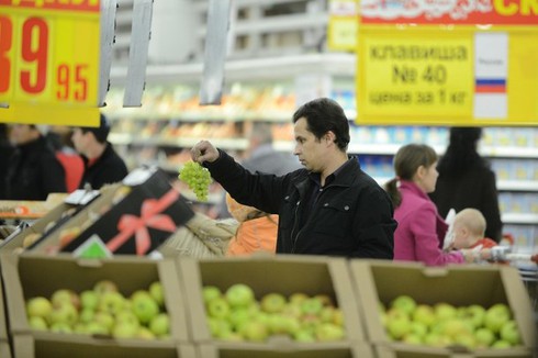 Nga trả giá đắt vì lệnh cấm nhập khẩu thực phẩm từ châu Âu - ảnh 1