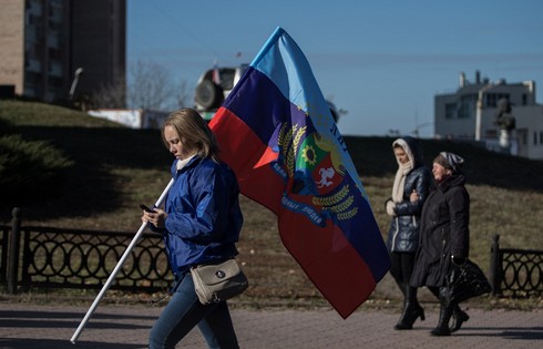 Chính quyền Donbass sẵn lòng hợp tác với các vùng Ukraine - ảnh 1