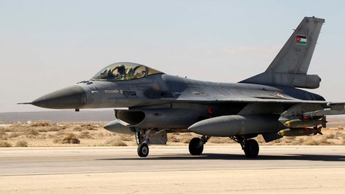 UAE gửi tiêm kích F-16 sang Jordan để trả thù IS - ảnh 1