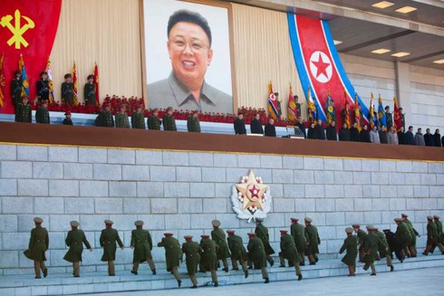 Triều Tiên tung video hiếm về thời trẻ của cố lãnh đạo Kim Jong-il - ảnh 1