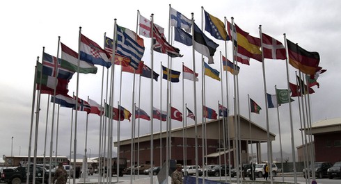 NATO và Nga lập đường dây nóng để tránh đối đầu quân sự - ảnh 1