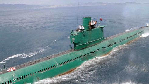 Triều Tiên điều 50 tàu ngầm trở về căn cứ - ảnh 1