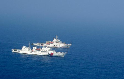 Báo Sina: Khả năng Trung Quốc điều chiến hạm đâm tàu chiến Mỹ trên Biển Đông - ảnh 1