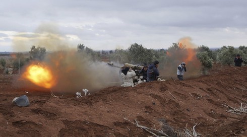 Không quân Nga hỗ trợ 7.000 tay súng nổi dậy Syria tiêu diệt IS - ảnh 1