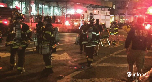 Bom trong thùng rác nổ, Manhattan náo loạn vì thương vong - ảnh 1
