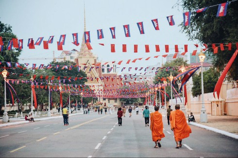 Trung Quốc – Campuchia: Thời gian và tiền bạc chữa lành mọi vết thương - ảnh 2
