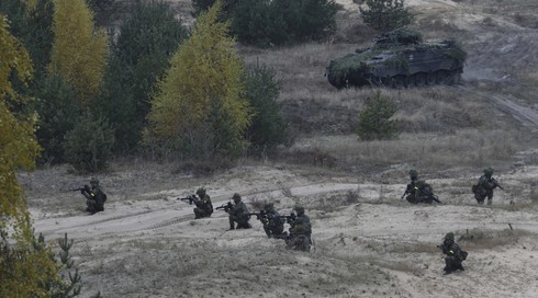 Châu Âu vẫn đặt trọn niềm tin vào Mỹ trước mối lo ngại về Nga - ảnh 1