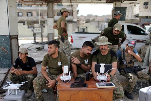 IS liên tiếp dùng phụ nữ đánh bom liều chết trong trận chiến