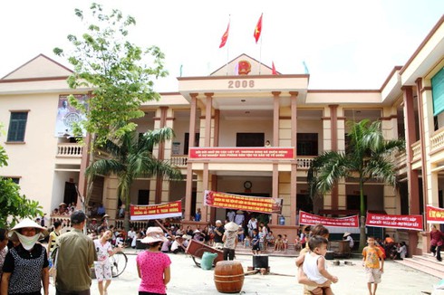 Shop TIN 19/4:Tát dân thành