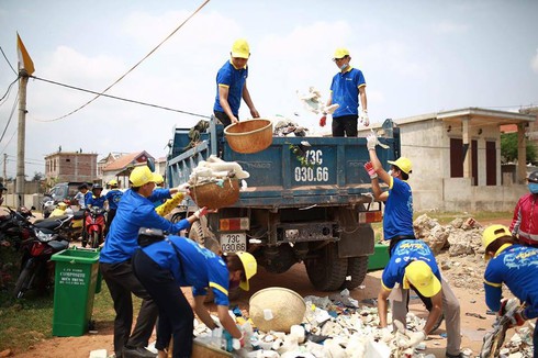 Shop TIN 12/5: HÃY LÀM SẠCH BIỂN - ảnh 2