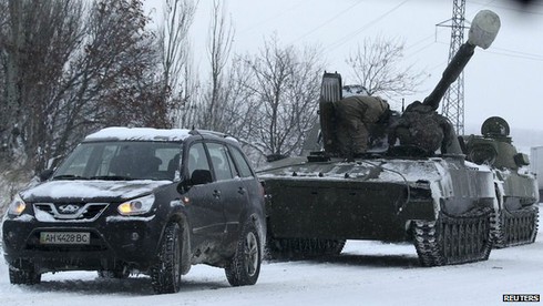 Ukraine: Súng vẫn nổ bất chấp thỏa thuận ngừng bắn mới được ký kết - ảnh 1