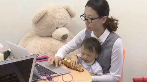 Kinh tế Nhật thiệt hại nặng vì phụ nữ lười... sinh đẻ - ảnh 1