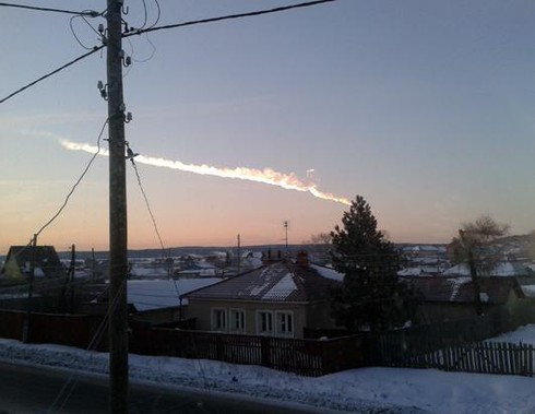 Các nhân chứng kể lại vụ thiên thạch rơi ở Nga - ảnh 1