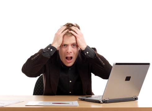 Bình luận trên báo điện tử: Nên ‘cấm’ hay ‘quản’? - ảnh 1