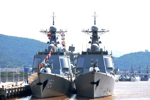 Loạt tàu chiến mới ra Biển Đông, TQ tính toán gì? - ảnh 1