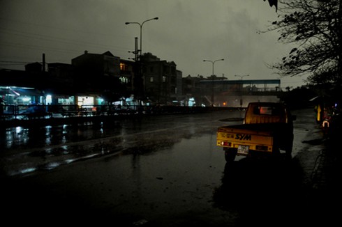 Hạ Long: Tự nhiên trời tối sầm, ngày bỗng thành đêm - ảnh 5