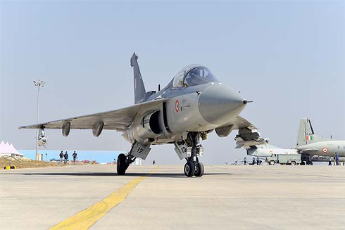 Ấn Độ tăng tốc sản xuất 16 tiêm kích