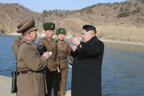 Ông Kim Jong un bất ngờ thị sát, kiểm tra quân đội Triều Tiên - ảnh 4