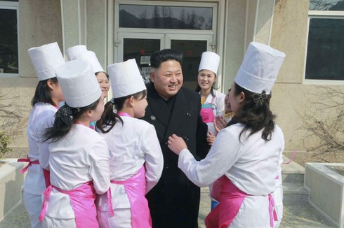 Ông Kim Jong un bất ngờ thị sát, kiểm tra quân đội Triều Tiên - ảnh 5
