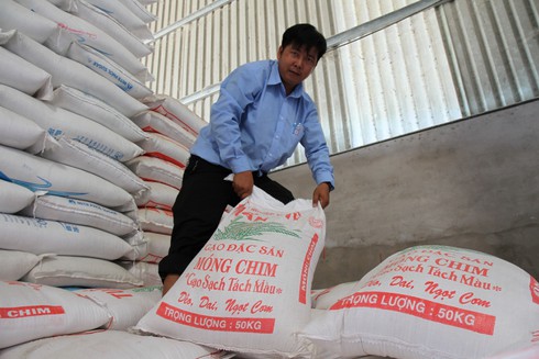 Shop TIN 27/11: Hai Bộ ủng hộ...xôn xao...nấu cháo trên lưng nhà báo - ảnh 4