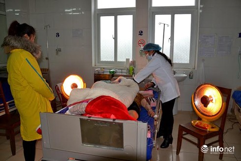 Lào Cai di chuyển hơn 500 con trâu xuống vùng thấp tránh băng tuyết - ảnh 4