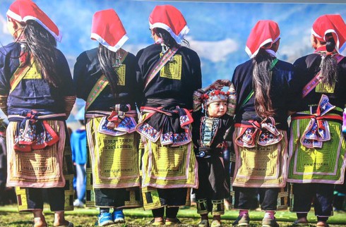 Shop TIN 14/2: Mang tâm thế lễ độ vào mùa lễ hội - ảnh 1