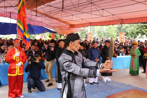 Shop TIN 22/2: Quan nườm nượp tranh ấn...quan, dân giả quan thề liêm chính - ảnh 3