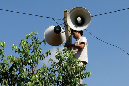 Có dấu hiệu bất thường, Hà Nội tạm dừng lấy ý kiến qua mạng về loa phường - ảnh 1