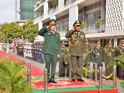 Tổng tham mưu trưởng QĐND Việt Nam thăm Campuchia - ảnh 1
