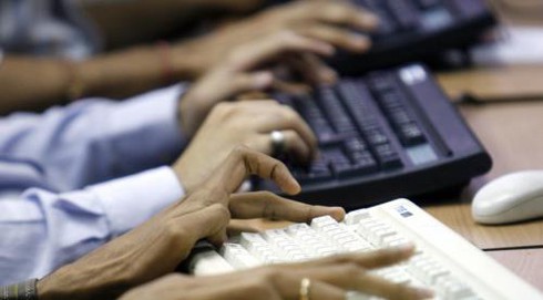 Canada theo dõi tài khoản Facebook, mạng xã hội của người dân - ảnh 1