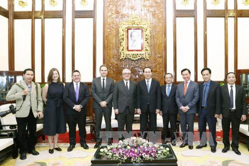 Sẵn sàng hợp tác và tạo điều kiện cho AFP hoạt động ở Việt Nam - ảnh 2