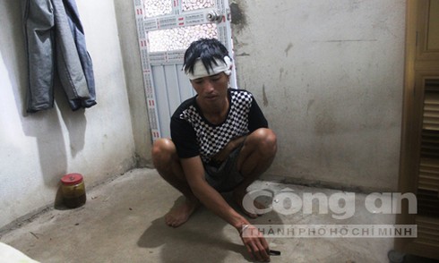 Dùng Iphone khi đang sạc, một thai phụ bị điện giật chết thảm? - ảnh 1