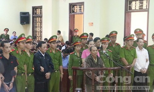 “Cậu Thủy” và đồng bọn phạm tội tày trời như thế nào? - ảnh 1