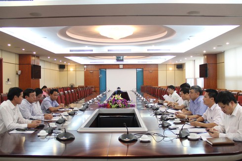 Thứ trưởng Bộ TT&TT Nguyễn Minh Hồng làm việc với UBND tỉnh Quảng Trị - ảnh 1