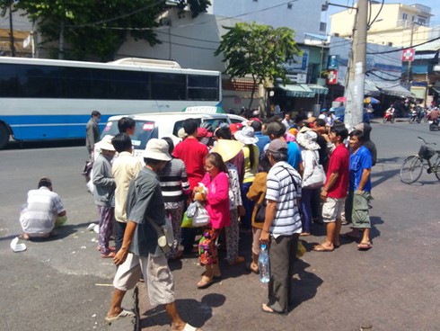 Shop TIN ngày 11.11: Thằng cướp cơm...Kẻ cứa cổ... - ảnh 2