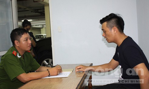 Ly kỳ truy bắt kẻ giật túi xách trị giá trên 1 tỷ của du khách gây chấn động - ảnh 1