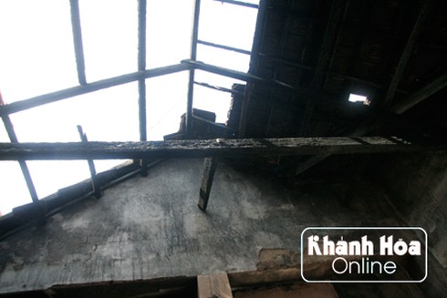 Người vợ dùng xăng đốt chồng ra đầu thú - ảnh 1