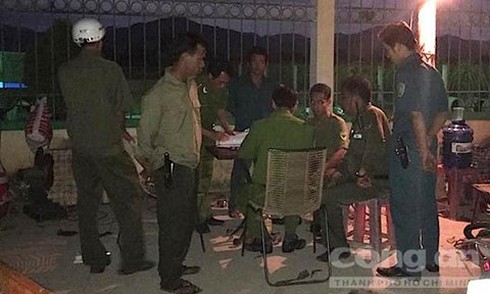 Súng lại nổ vì 19.000 trụ thanh long - ảnh 2